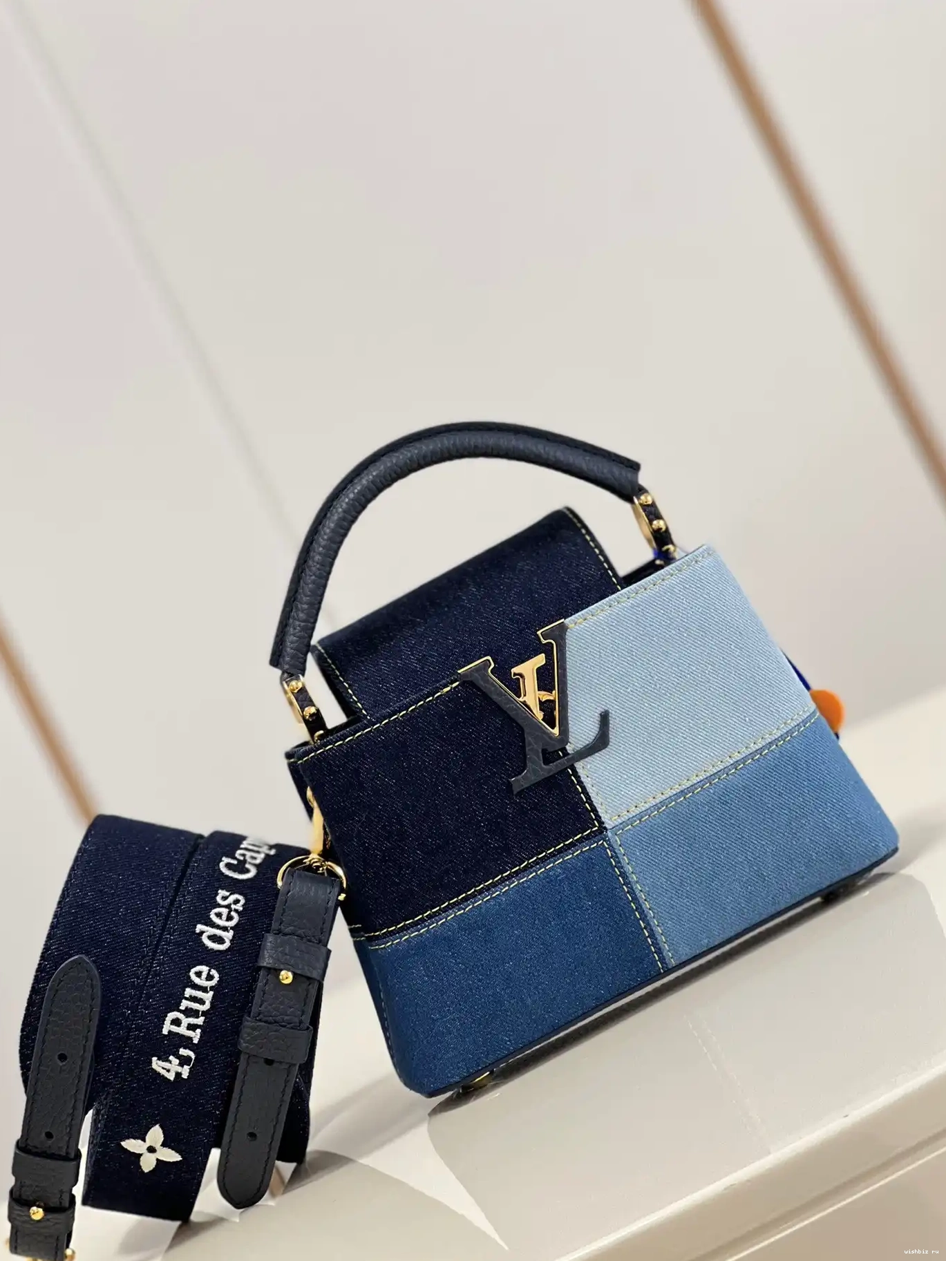WIS LOUIS VUITTON MINI CAPUCINES 0330